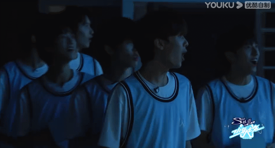 王嘉尔助阵少年之名狙击队vs联盟队的超刚对决今晚上演