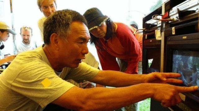 李连杰的黄金搭档，洪金宝成龙都惹不起，却被周星驰一拳打成表情包