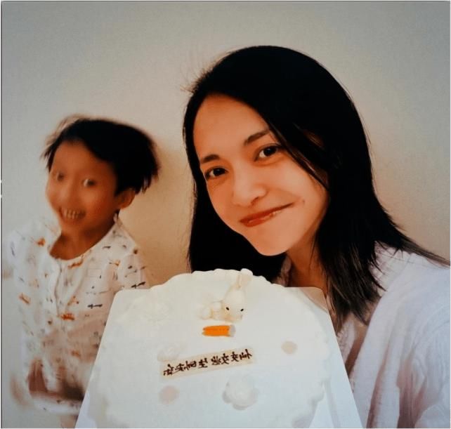 咱厝女明星姚晨回泉州拍电影啦！现身泉州街头，和她偶遇了吗~