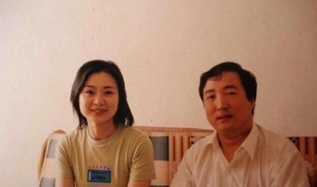 大校警衔雷敏：训练20年奖章无数，最后却嫁给保安