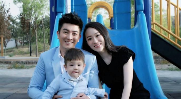 霍思燕生娃后，杜江做的害羞事让她感动落泪，直言没嫁错人