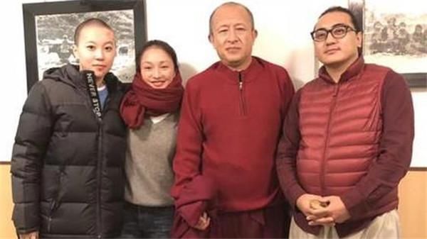 继光头发型之后,窦靖童又以另类发型亮相,还是天后家的闺女吗?