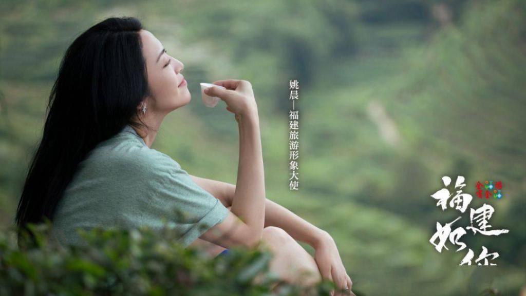 咱厝女明星姚晨回泉州拍电影啦！现身泉州街头，和她偶遇了吗~