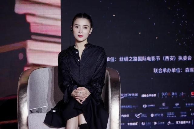 东西方女影人隔空对话 宋佳、玛高扎塔互诉艺术人生