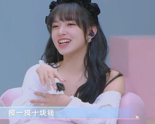 赵奕欢摆地摊卖冰淇淋，李湘卖童装，程潇的生意经，都说不现实