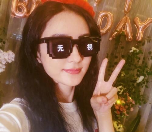 赵丽颖生日会视频被传，没有了美颜，33岁脸蛋是认真的吗？