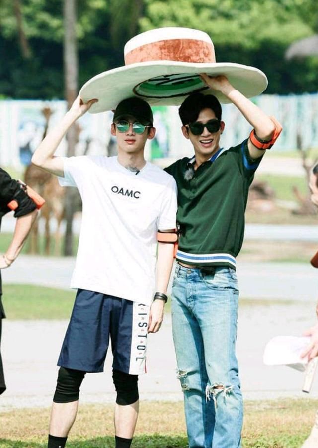 白敬亭井柏然又开始pk小白说井柏然怼不过他井柏然隔空回应