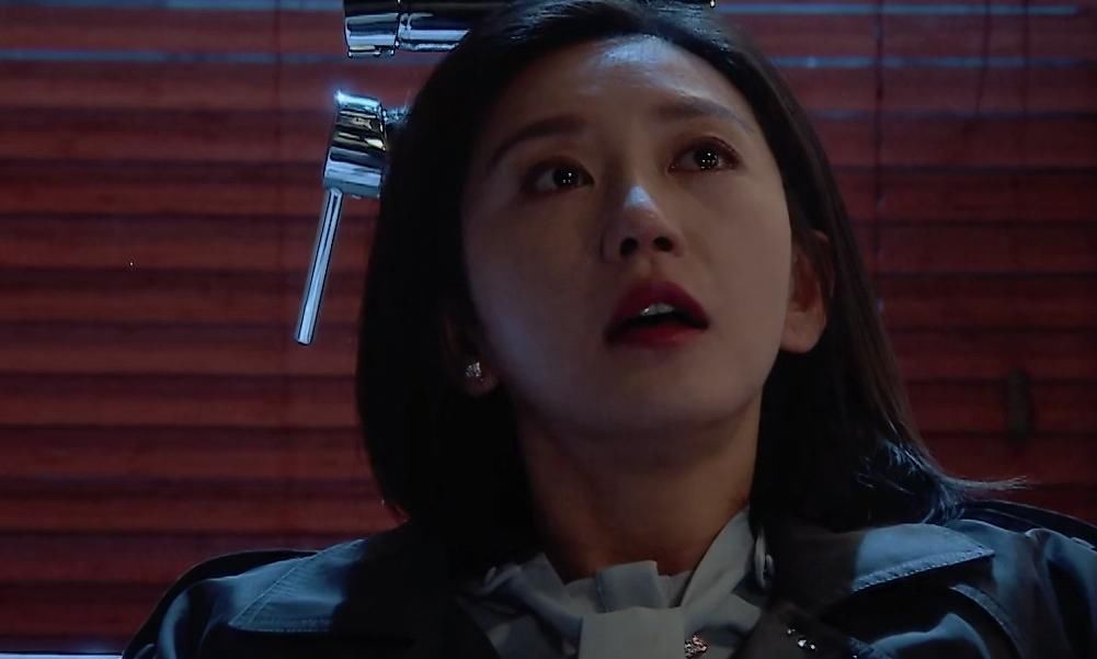 《演员2》唐一菲疯狗式表演，咬人版顾佳吓坏观众，戏骨人设崩塌