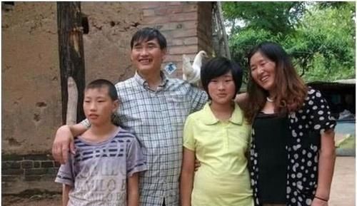 朱之文：你女儿身上的每一斤肉都是你给挖的一个个坑