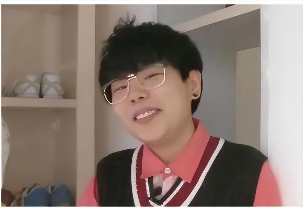 回顾:刘珈辰为什么会变成这样?参加完节目她和母亲的关系缓和了吗 - 360娱乐,你开心就好