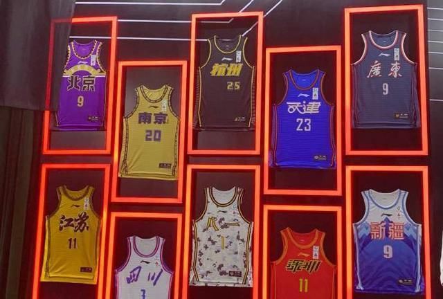 CBA最新积分榜辽篮排名第6广东男篮第9北京首钢第3广厦领跑CBA盘口与数据深度__今日盘口分析·大小分策略·球队档案