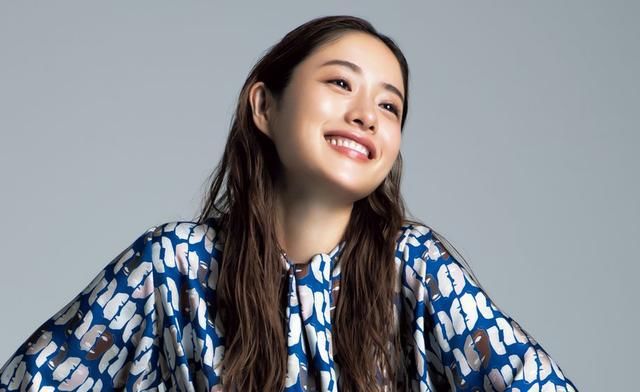 33岁石原里美下嫁？男方英俊有事业家庭好，距离或成不确定因素