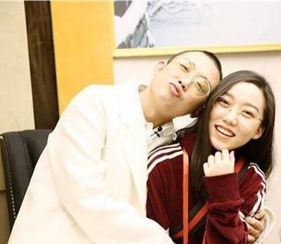 王斯然情绪崩溃，拒绝给孩子喂奶，婆婆不高兴，GAI夹在中间难做人