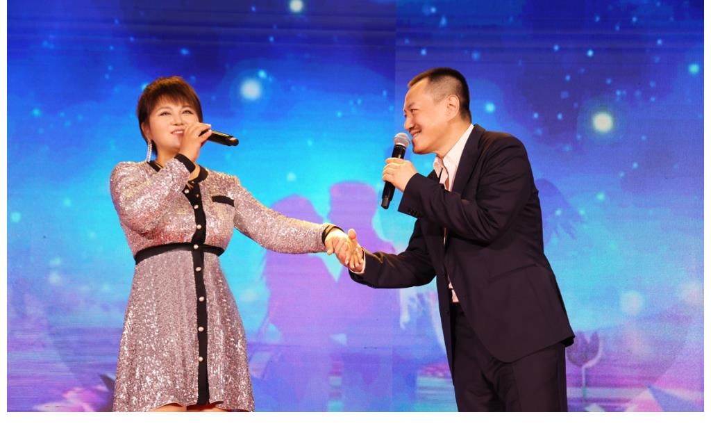 凤凰电影嘉年华开幕众星云集拉开电影人狂欢盛宴