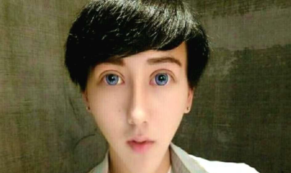 “锥子脸”刘梓晨近况如何？没想到穿女装这么美，变化大到认不出 - 360娱乐，你开心就好