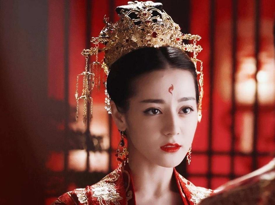 郑恺曾多次被问为什么会火？他的1句话，道出了众多明星现状