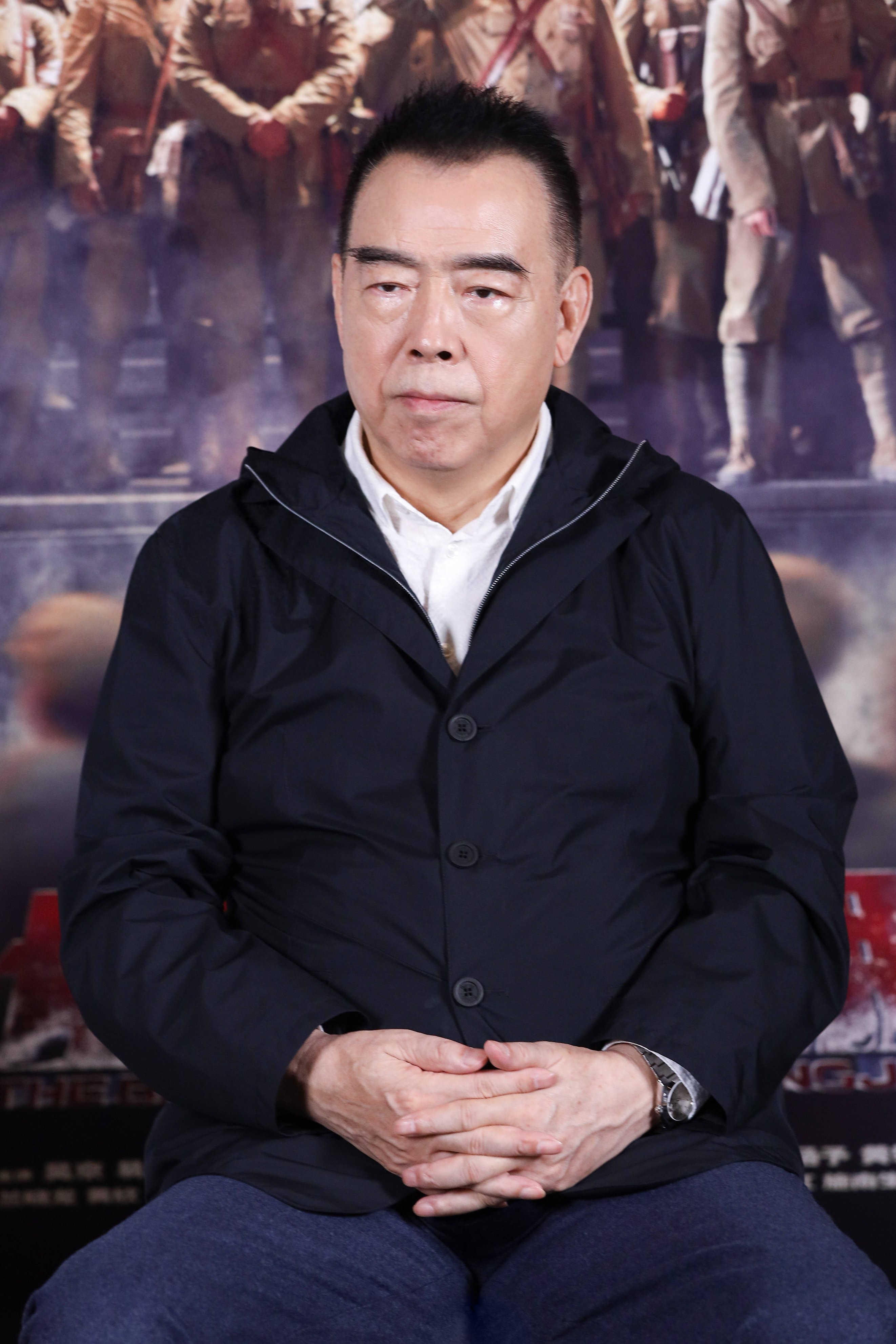 陈凯歌一婚妻子成迷二婚娶洪晃三婚娶小16岁娇妻陈红生2子